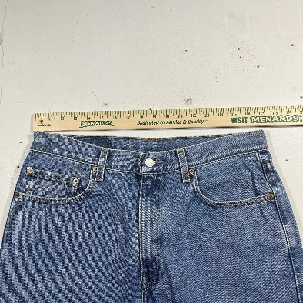 Vintage Y2K Levi’s 550 Relaxed Fit Jeans 34x32 Light Wash Denim